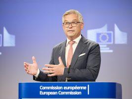 Solidarietà alla Spagna, frontiere, rimpatri. Vertice Ue: parole senza fatti