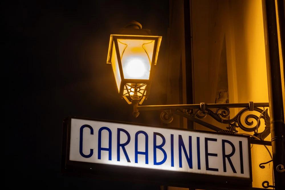 Polla, furto in un’azienda edile: rubate tavole per ponteggi, indagano i carabinieri