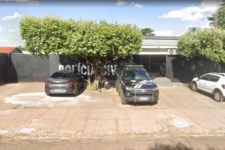 Com bebê no colo, mulher pede socorro em praça de pedágio após ser agredida pelo marido dentro de carreta em MS