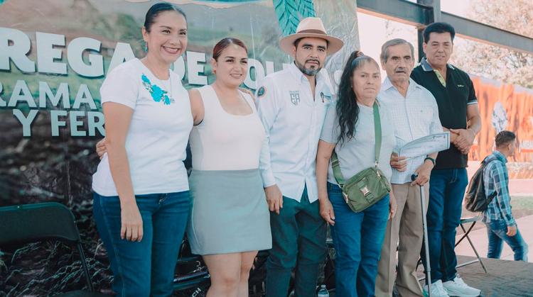 Eder Alonso Gutiérrez encabeza la entrega de insumos del FAEFOM a productores locales
