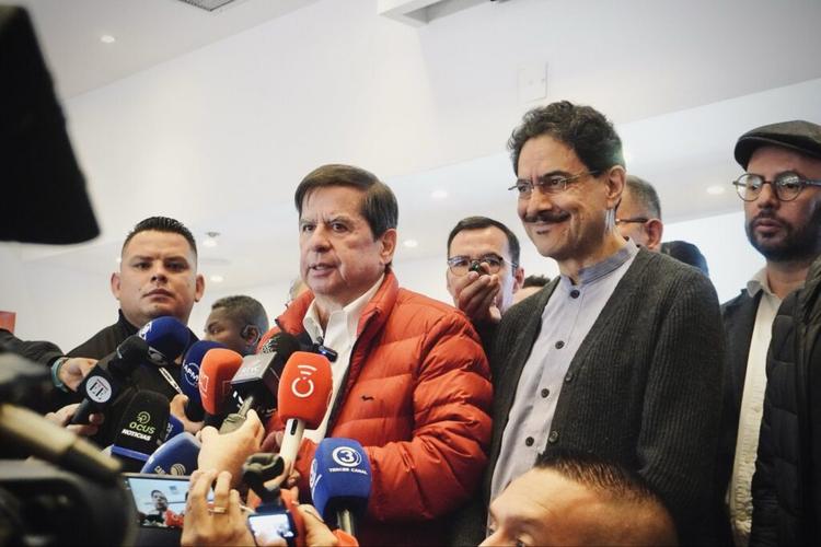 Juan Fernando Cristo & Ivan Cepeda, Colombia.