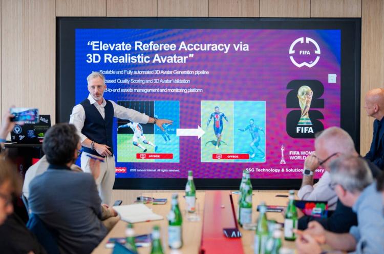 Al Mondiale di calcio debutta il 3D Var