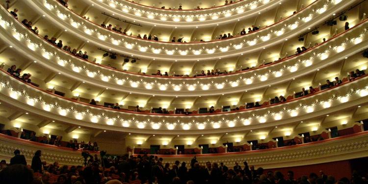Il Teatro della Calabria s’appella a Occhiuto: «Senza i contributi  si muore»