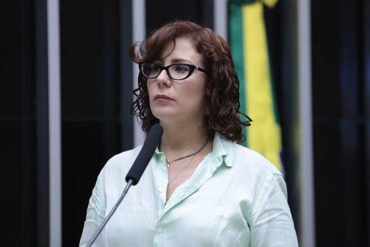 Justiça da Itália nega extradição de Carla Zambelli e diz que Moraes 'atuou com falta de imparcialidade'