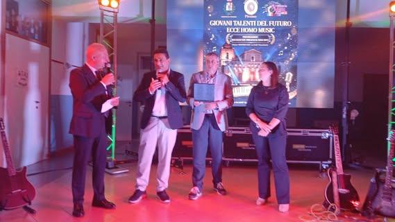 🎓 Premiazione delle Eccellenze Pirainesi 2024/2025 ✨ Ieri sera abbiamo avuto il piacere di premiare gli studenti merite...