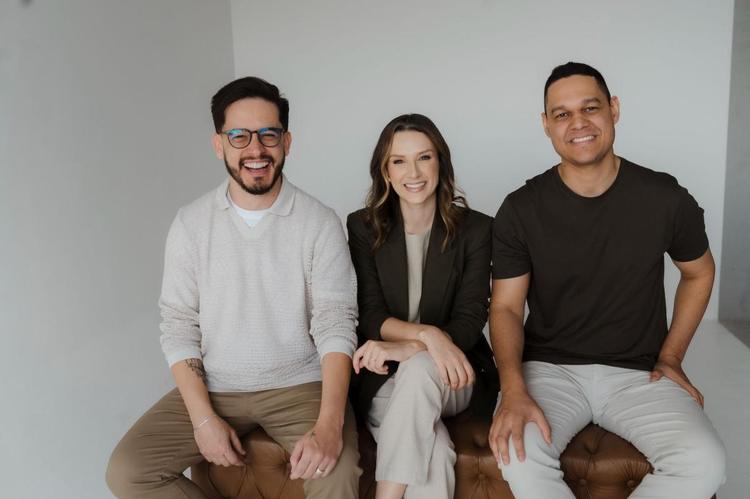 Emaús Music apresenta novas versões de 
