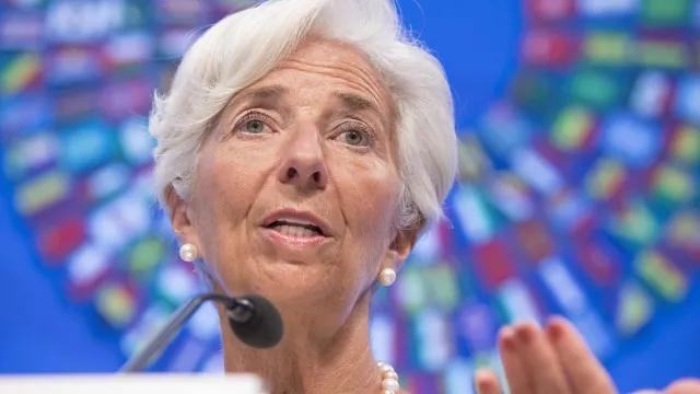 Lagarde: juros não seguem energia automaticamente; crescimento e consumo também pesam em taxas