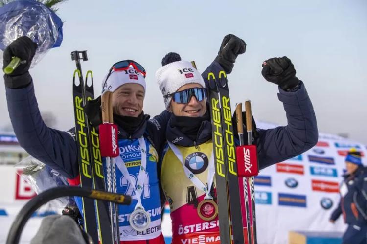 BIATHLON - Auteur d’un doublé, les Norvégiens Johannes et Tarjei Boe ont marqué les esprits lors du sprint à Östersund. De leur côté, Martin Fourcade et les bleus ont de quoi se rassurer…