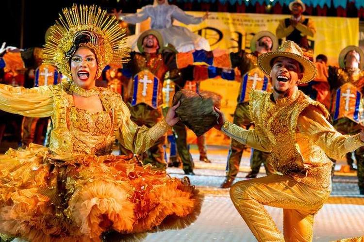 Quadrilha Junina Tia Valdelice conquista o título do Festival de Quadrilhas Juninas no encerramento do São João de Nóis Tudim