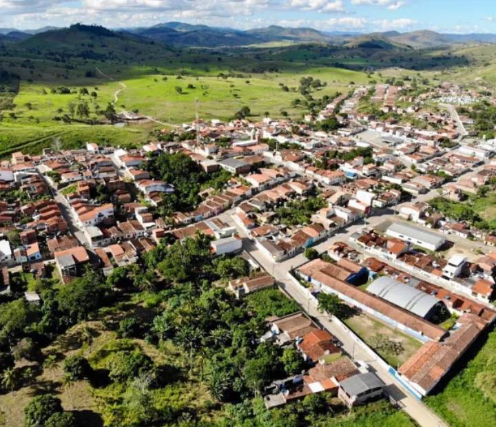 Homem é preso em flagrante por estuprar criança de 6 anos e ameaçar a mãe da vítima na Bahia