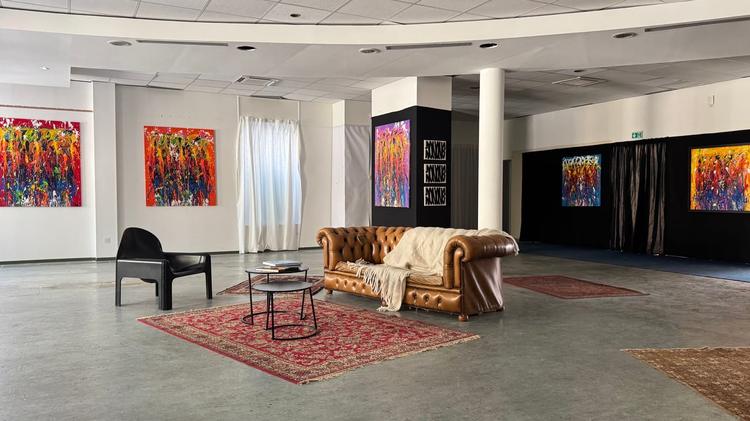 Montpellier : la Galerie Laurent Rigail réunit près de 80 artistes autour d'un défi artistique : « La Quadrature du Cercle »