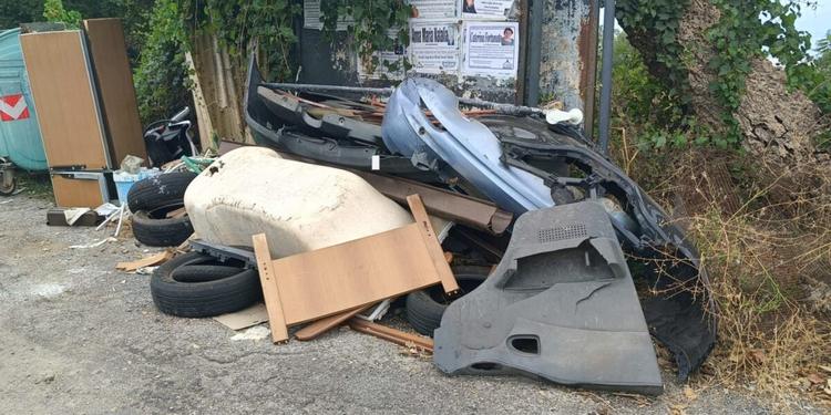Lamezia, la rabbia dei residenti delle periferie: «Cittadini di serie B, nessuno ci ascolta»