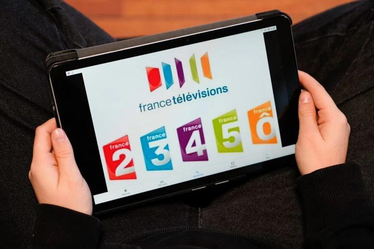 À la TV ce vendredi&nbsp;: France Télévisions change tous ses programmes ce soir, voici pourquoi