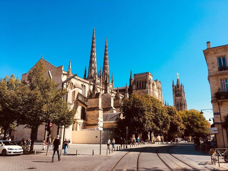 Météo Bordeaux semaine du 6 au 12 juillet 2026 : canicule historique et légère accalmie en fin de semaine