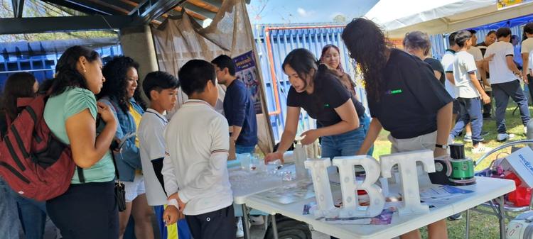 ¡Ciencia para todos! La UNAM Morelos sorprende a niños en Temixco con "UNAMentes Curiosas"