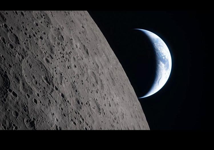 Artemis-2 sendet faszinierende Aufnahmen der Mondumrundung