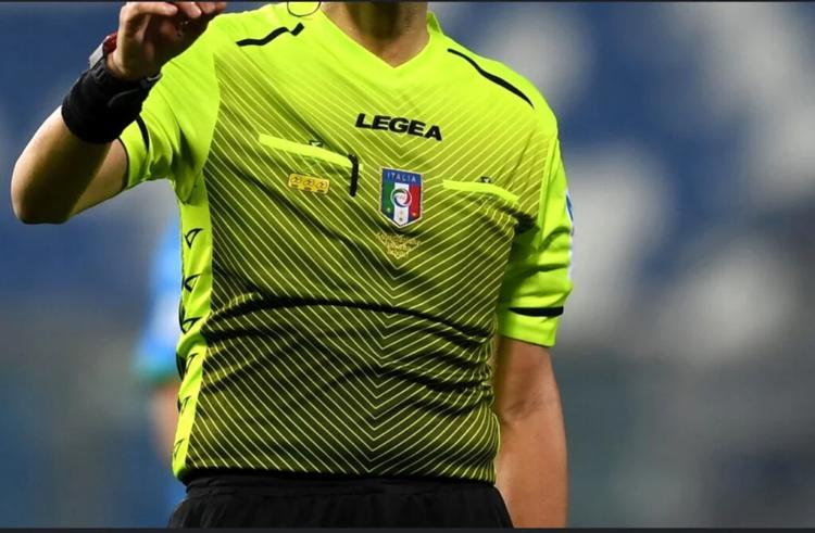 Derby arbitro