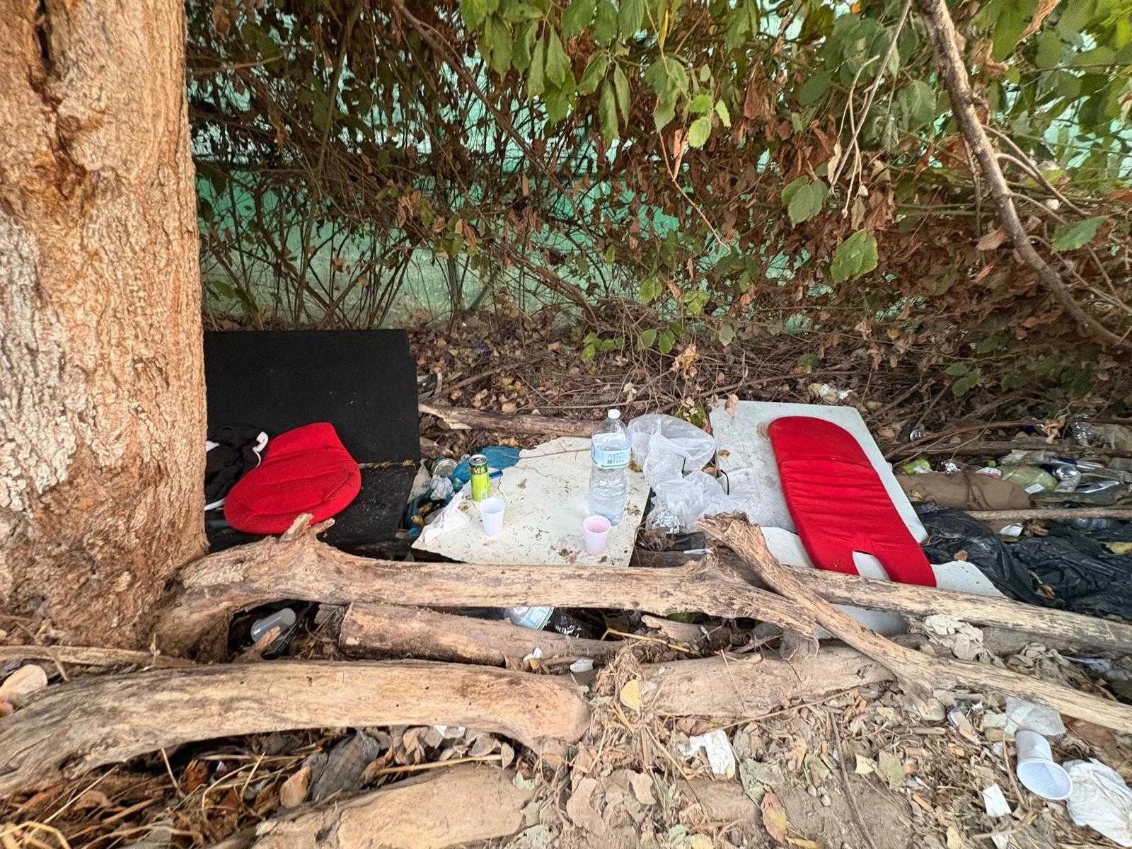 Eboli, blitz della Polizia Municipale a Cioffi: sequestrati hashish, e-bike e materiale da spaccio