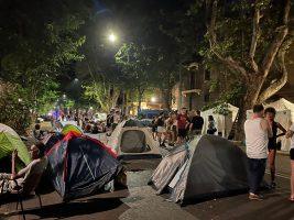 Spin Time, a una settimana dallo sgombero 400 persone ancora in strada. Sorella Adriana, “non è umano lasciarle così, un tetto subito””