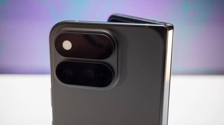 Pixel 11 Pro Fold rear camera bar