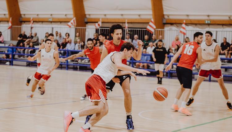 Basket B2/M, VB Castellaneta: campionato, esordio a Civitanova Marche