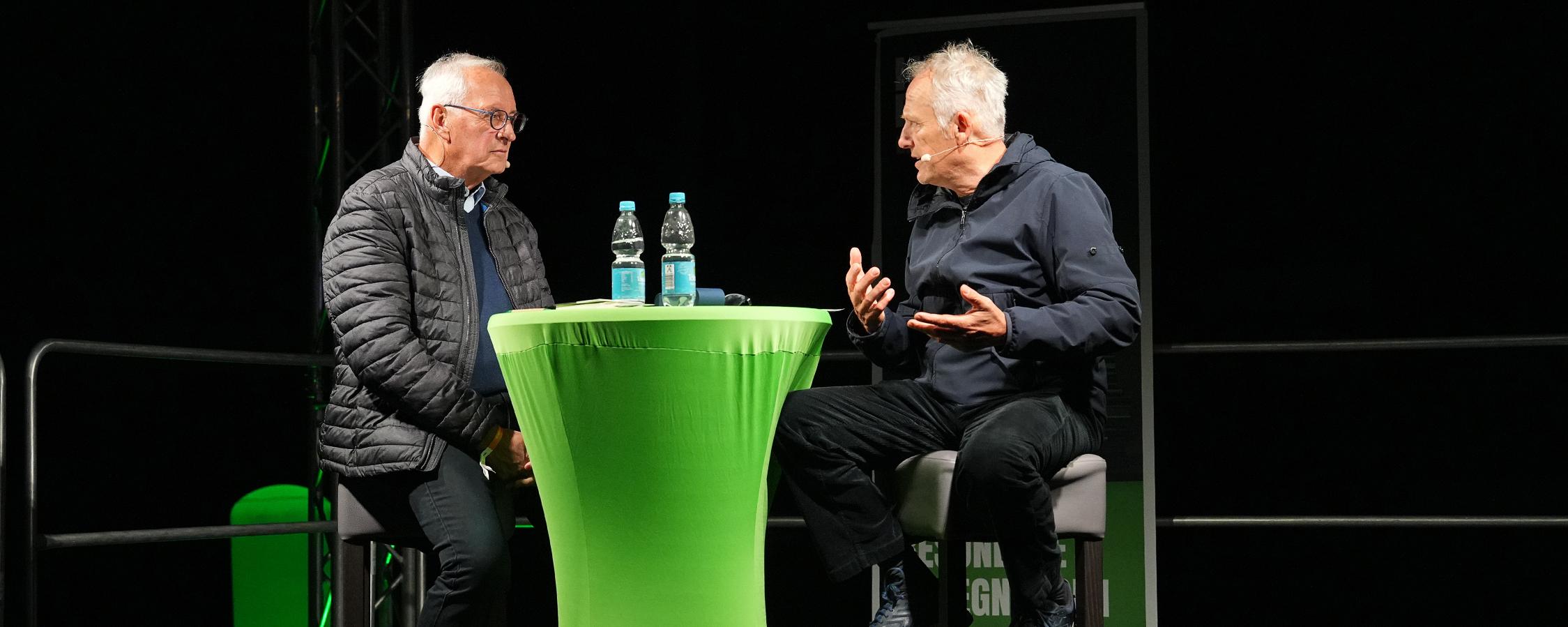 Christian Streich begeistert knapp 600 Besucher im Waldstadion