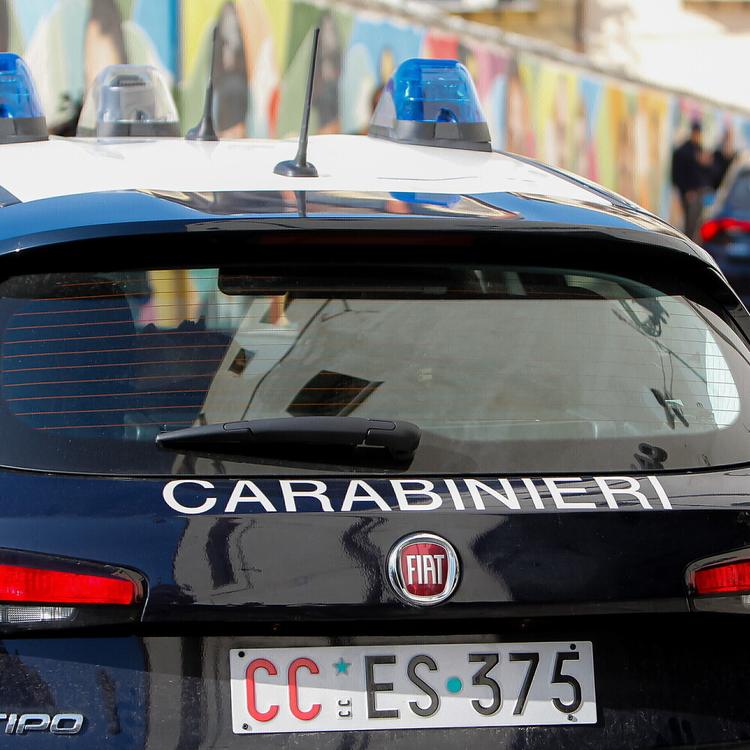 A Messina avvocato aggredito con l'acido da una cliente. Ha ustioni sul 20% del corpo