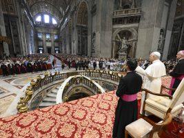 Leone XIV: la riforma liturgica perché i fedeli non siano “muti e passivi” a messa. E il monito sugli abusi