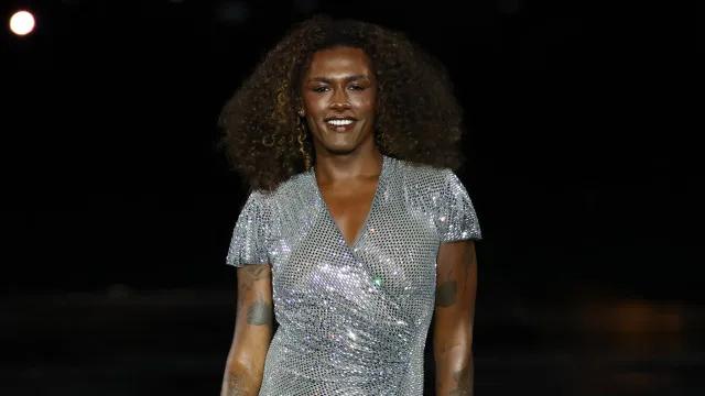 Taís Araujo, Anitta, Liniker e Bella Campos desfilam na Semana de Moda de Paris