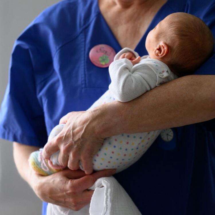 A Milano quasi un neonato su 5 ha il doppio cognome