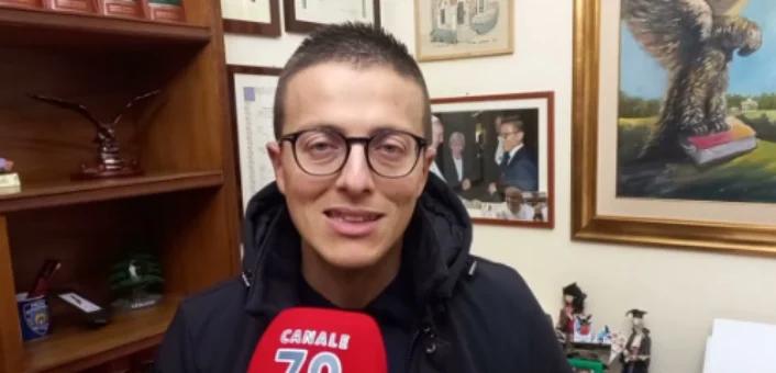 Emergenza idrica a Corno d’Oro di Eboli: dai rubinetti esce acqua rossa. L’allarme di FdI: «Caos totale»