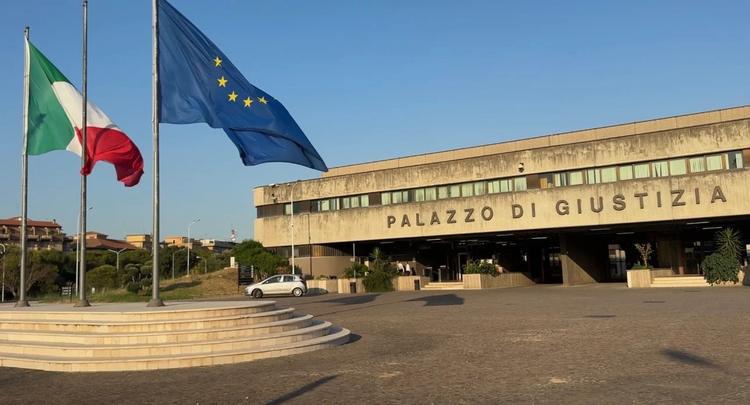 Foggia, filiera delle auto rubate: 8 fermi convalidati dal Gip