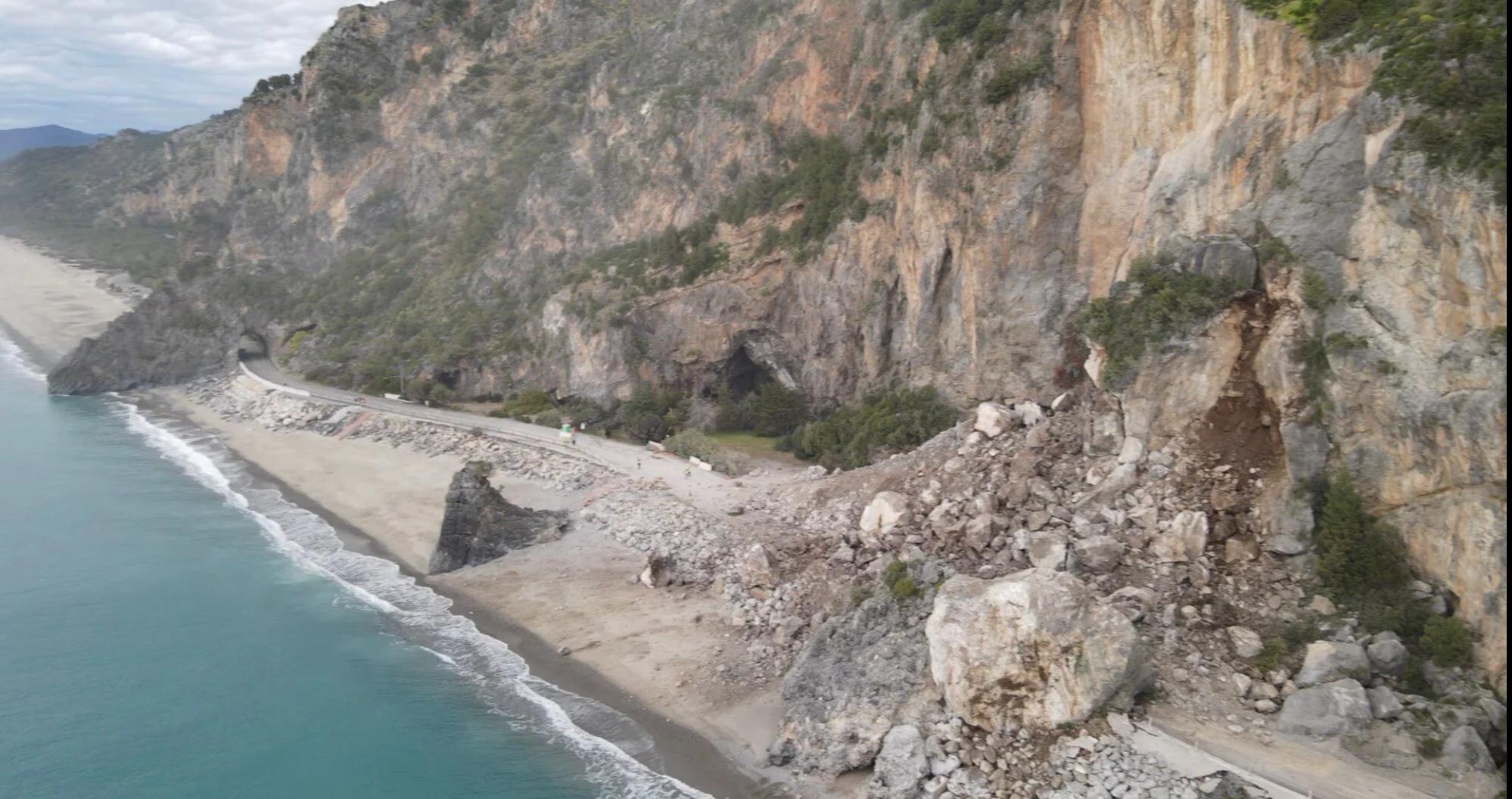 Falesia di Camerota, per l’area sfregiata dai brillamenti resta l’obbligo di sanatoria paesaggistica