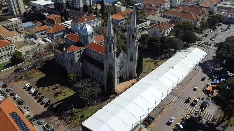 Os bastidores da Festa de Sant’Ana estão a todo vapor!