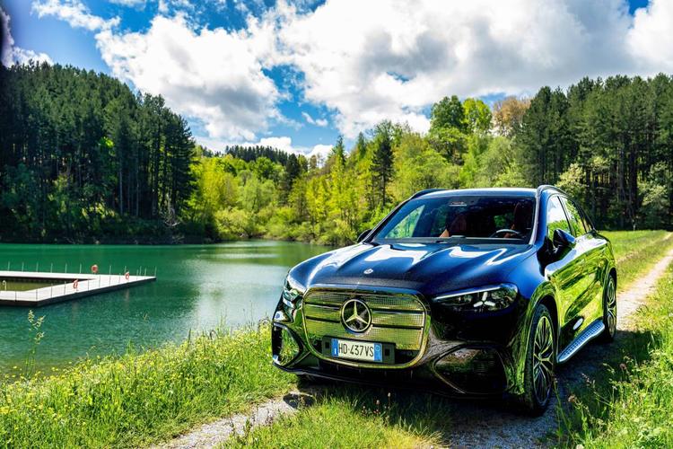 Con Mercedes GLC elettrica si viaggia nell’hyperspazio