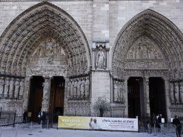 Leone XIV a Parigi, l’attesa dei mezzo milione di italiani che vivono in Francia: “La Chiesa è una e supera i confini”