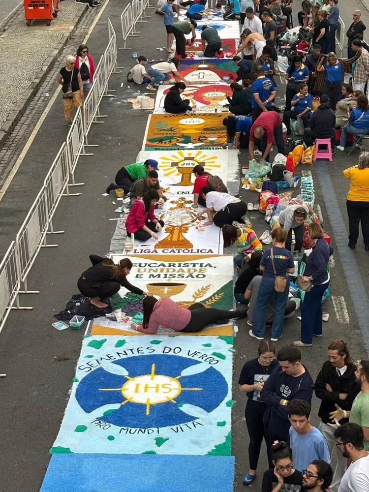 Corpus Christi: saiba como começou a tradição dos tapetes de sal; veja a programação no RJ