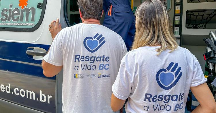 Mulher volta ao convívio familiar após internação involuntária em Balneário Camboriú