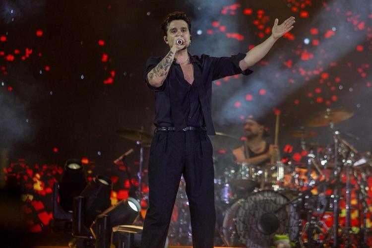 Luan Santana e Amanda Lins fecham a programação de shows da ExpoAgro Itapetininga nesta segunda-feira