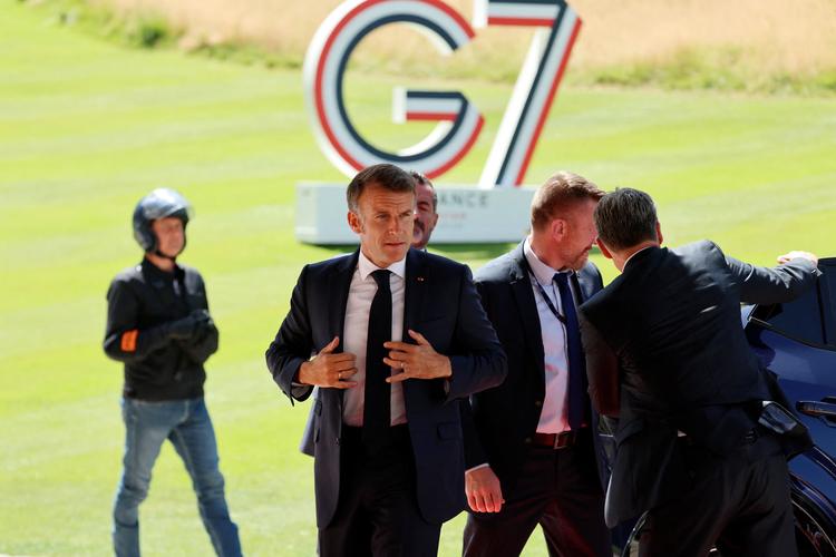 Missão no Estreito de Ormuz pode ser implantada de 2 a 3 dias após acordo entre EUA e Irã, diz Macron