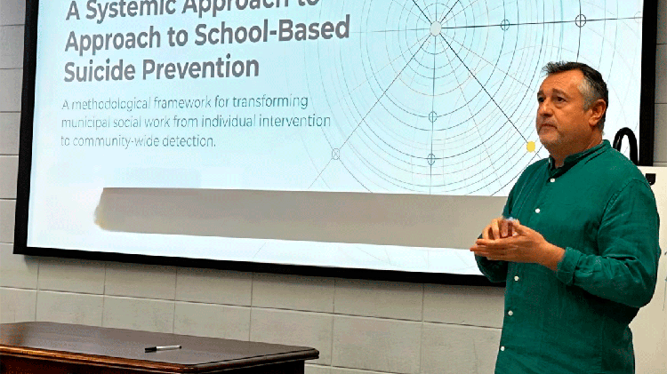 El plan de prevención del suicidio de Aspe llega a una universidad de Estados Unidos