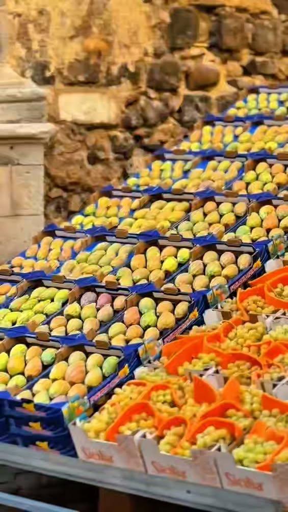 🍂 L’autunno ha il sapore della tradizione. Manca sempre meno a uno degli eventi più belli e attesi del nostro paese: la...