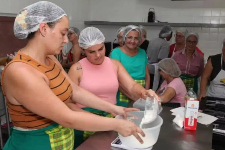 Fundo Social de Santos abre 84 vagas em cursos gratuitos de artesanato e padaria