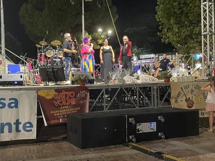 La Corrida, a Bisignano. Risate, talento e un pizzico di sana follia. Essere in giuria come Sindaco per questo appuntame...