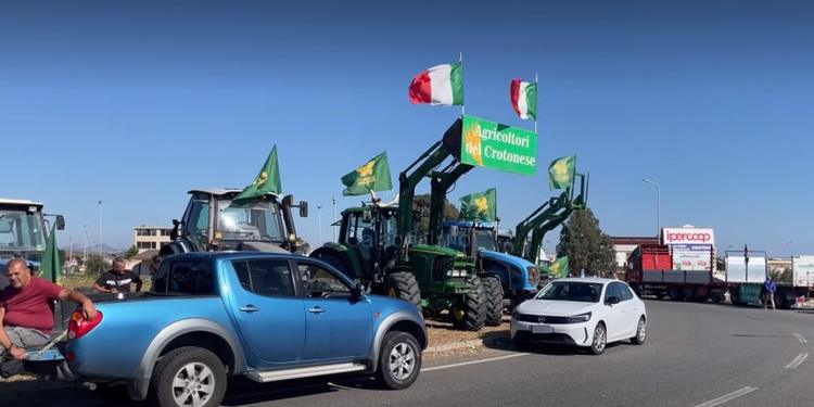 Carburanti, agricoltori calabresi in stato d’agitazione permanente