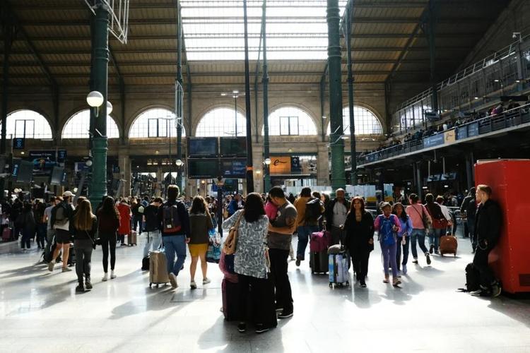 Grève SNCF et EasyJet&nbsp;: tous les trains et vols annulés le week-end du 15 août