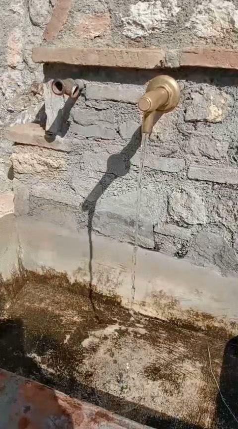 AVVISO ALLA CITTADINANZA Si informa la cittadinanza che la fontana pubblica situata in Piazza Sant’ Antonio è stata mano...