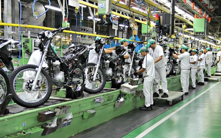 Produção de motos em Manaus cresce 10,6% e tem melhor início de ano desde 2008, aponta Abraciclo