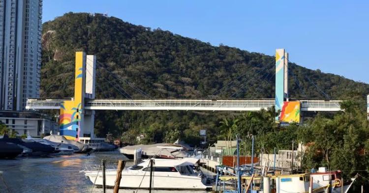 Balneário Camboriú abre edital para concessão da Passarela da Barra; travessia poderá ter estabelecimentos comerciais