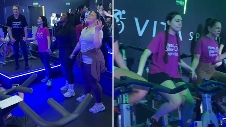 Mulheres param aula de spinning para adorar a Deus e orar umas pelas outras em SP